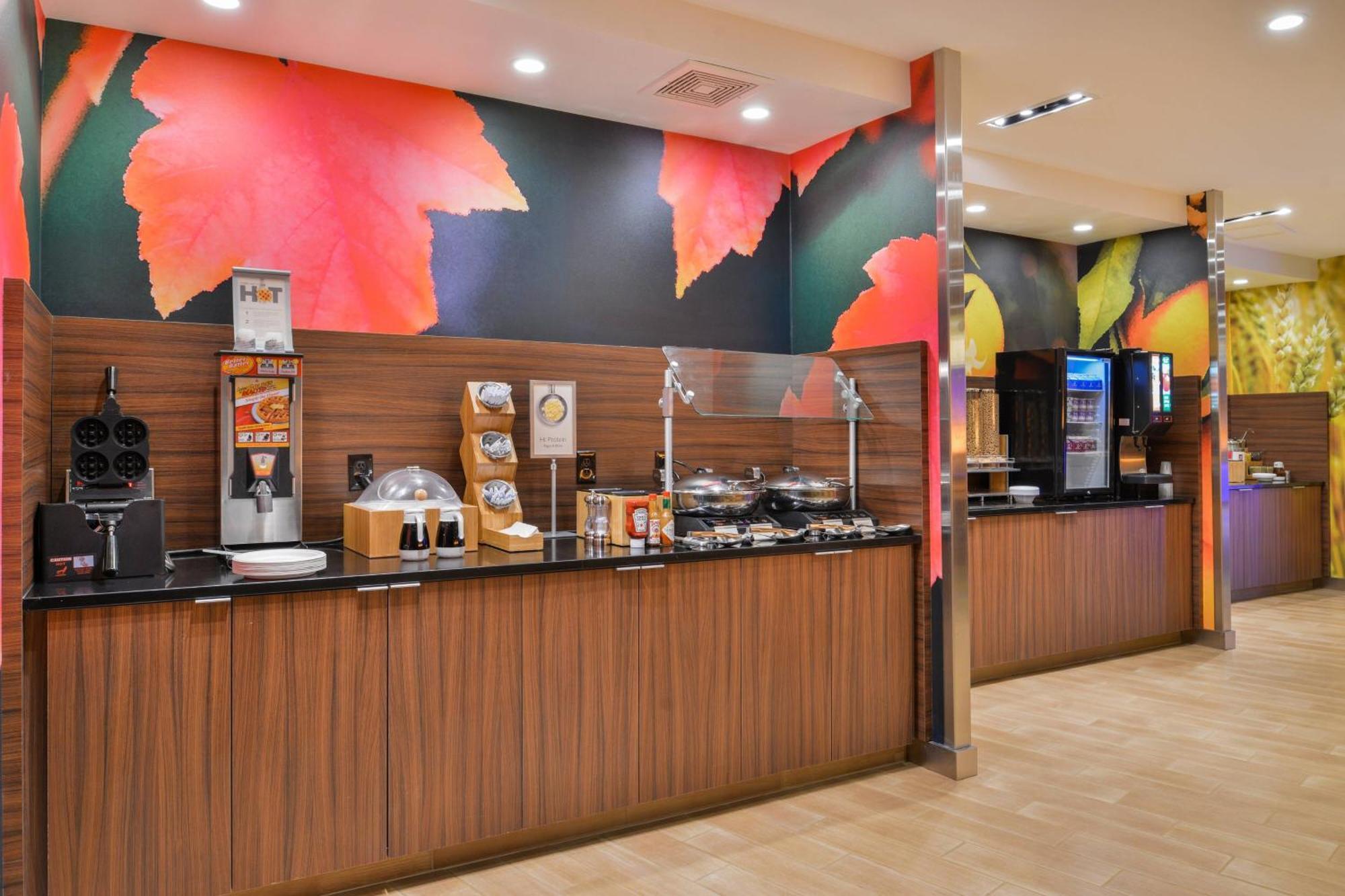 Fairfield Inn & Suites By Marriott Eugene East/Springfield Exterior photo