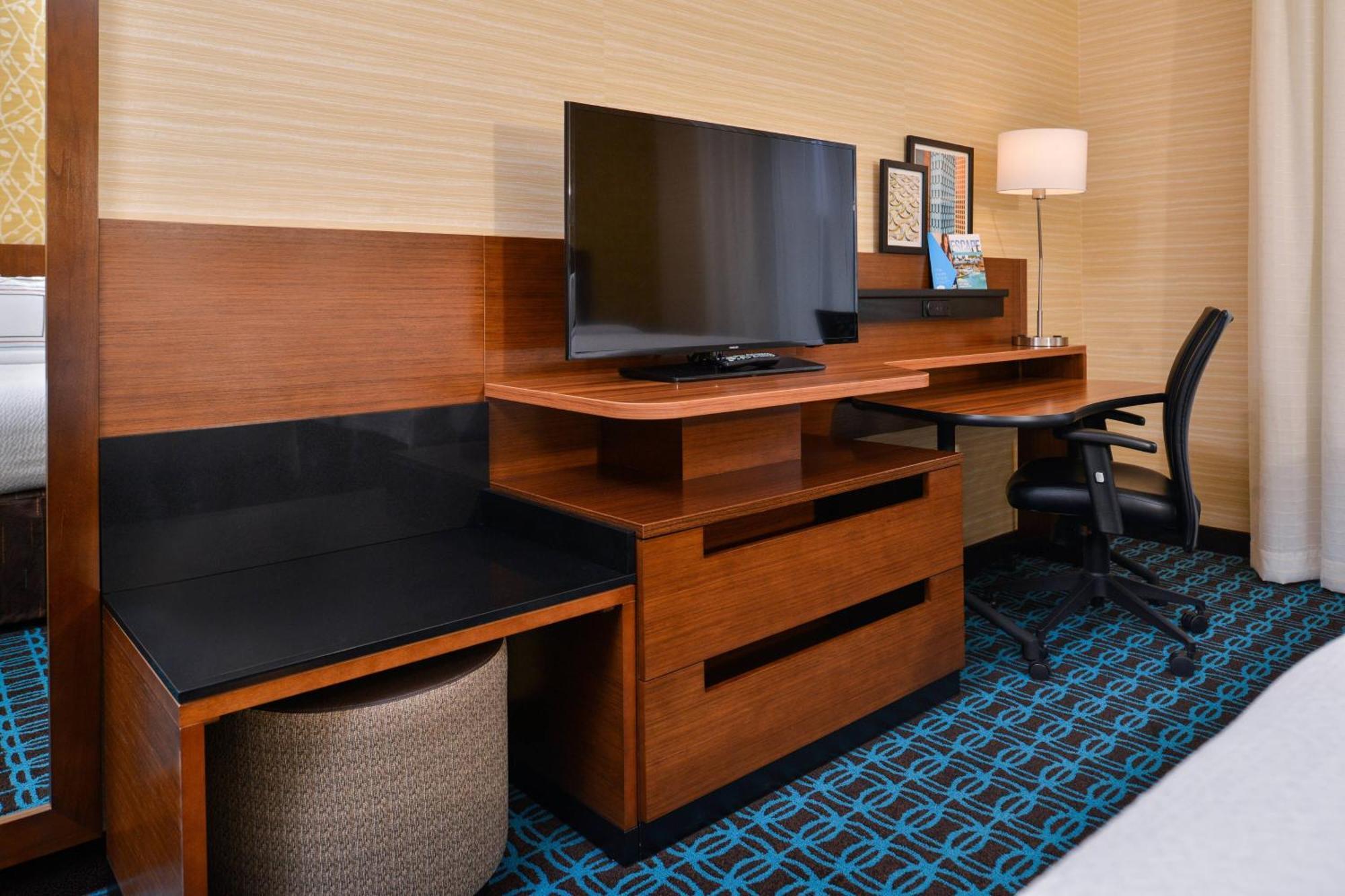 Fairfield Inn & Suites By Marriott Eugene East/Springfield Exterior photo