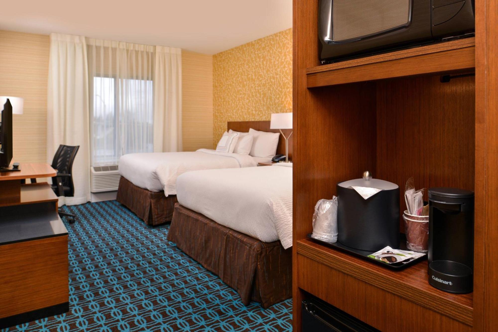 Fairfield Inn & Suites By Marriott Eugene East/Springfield Exterior photo