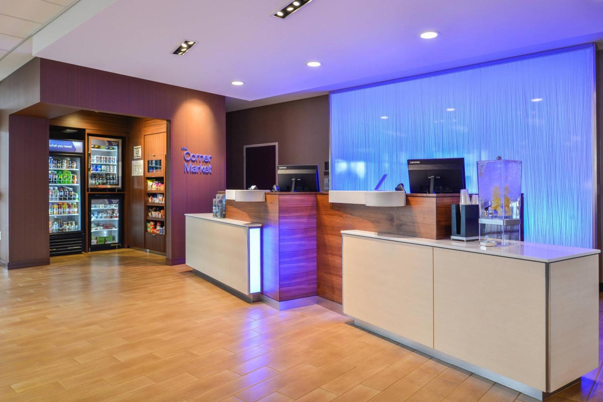 Fairfield Inn & Suites By Marriott Eugene East/Springfield Exterior photo