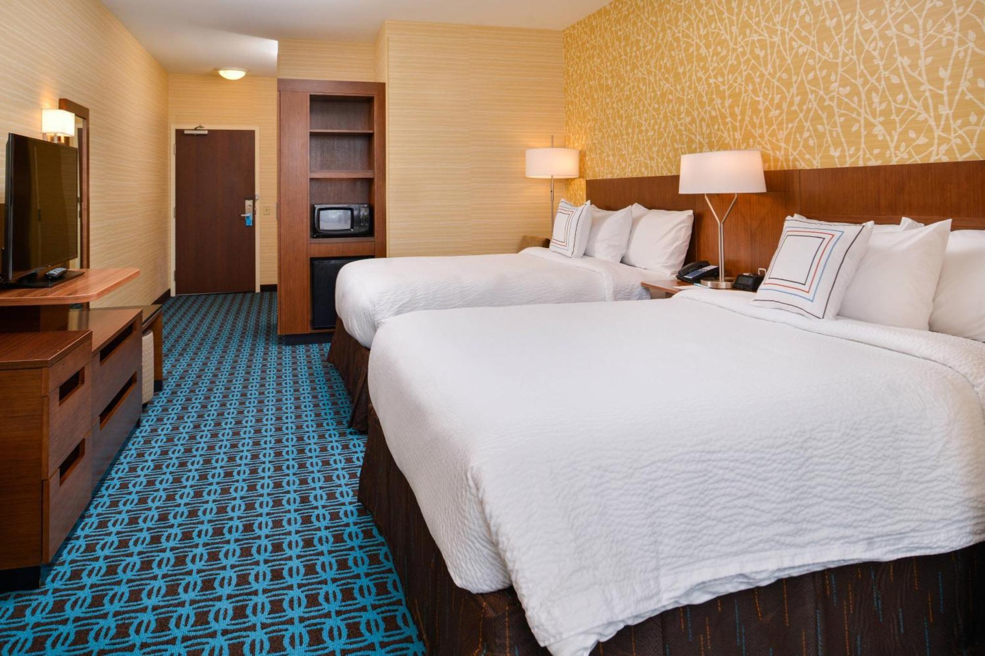 Fairfield Inn & Suites By Marriott Eugene East/Springfield Exterior photo