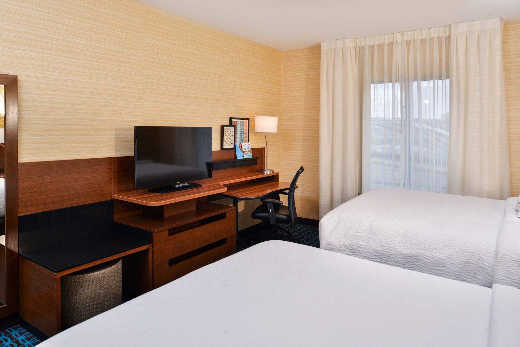 Fairfield Inn & Suites By Marriott Eugene East/Springfield Exterior photo